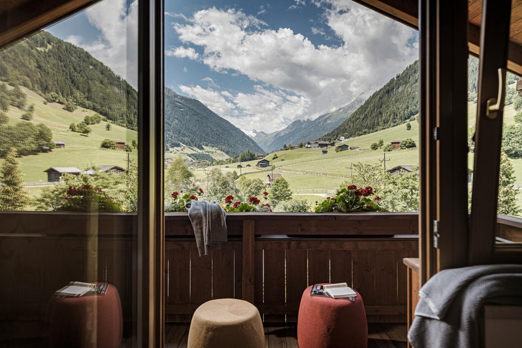 Biohotel Rastbichlhof Neustift im Stubaital Exteriör bild