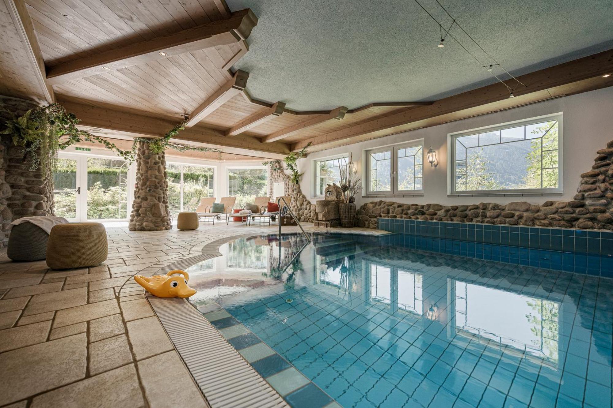 Biohotel Rastbichlhof Neustift im Stubaital Exteriör bild
