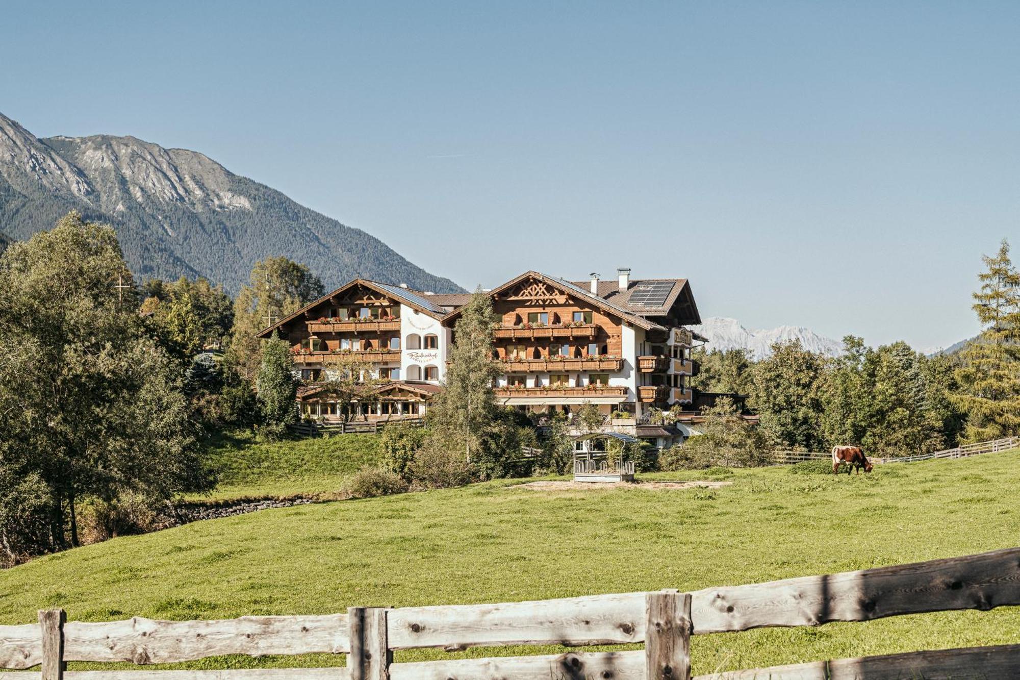 Biohotel Rastbichlhof Neustift im Stubaital Exteriör bild
