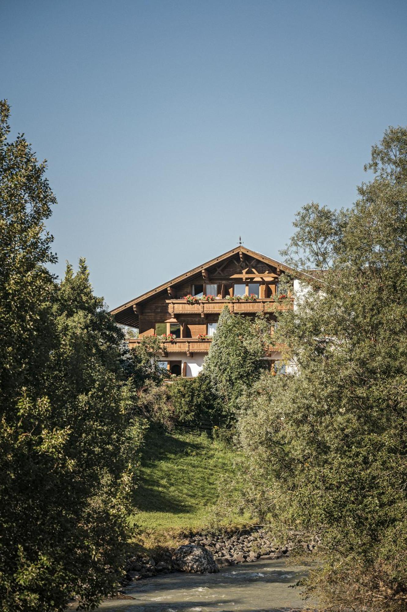 Biohotel Rastbichlhof Neustift im Stubaital Exteriör bild